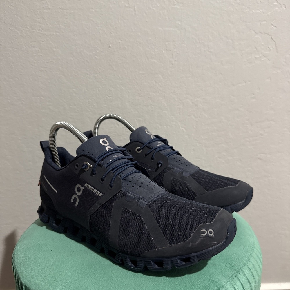 On Running Cloud 6 Waterproof All Black 3WF10051043 Women's Size 8.5
